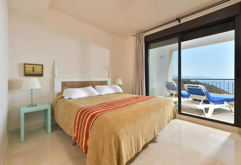 3 Bedroom Apartment Side Sea View, Olée Nerja Holiday Rentals By Fuerte Group