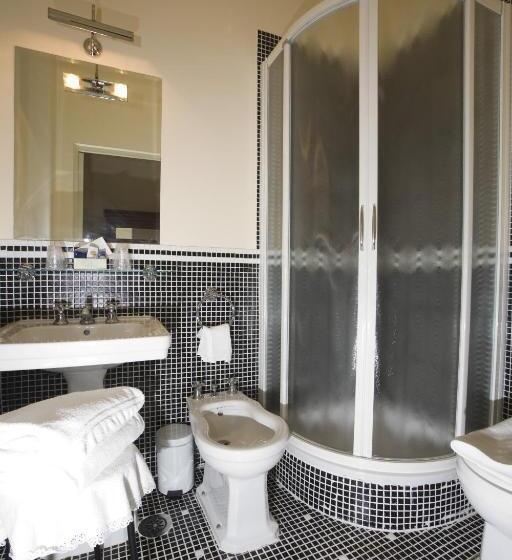 2 Bedroom Apartment with Views, Palazzo Gamba Apartments Al Duomo