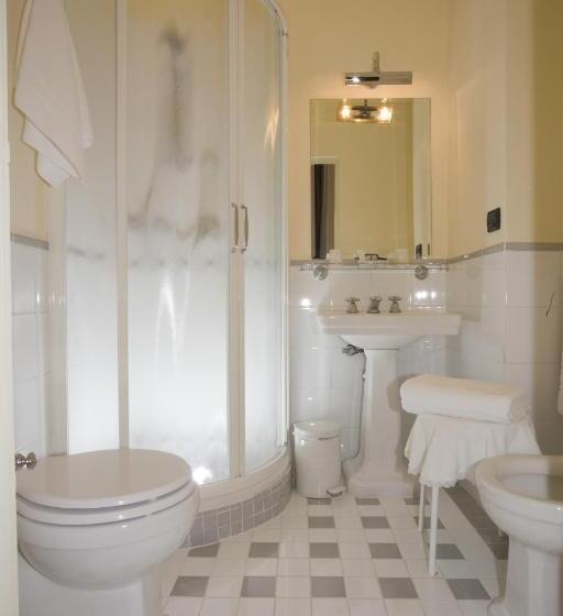 2 Bedroom Apartment with Views, Palazzo Gamba Apartments Al Duomo