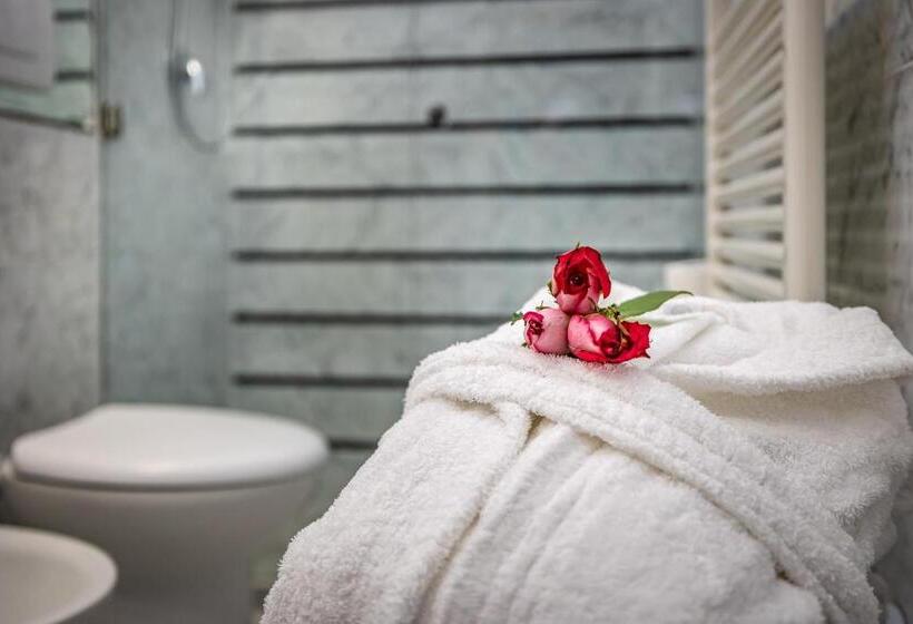 带3个卧室的公寓, Palazzo Gamba Apartments Al Duomo