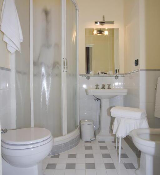 2 Bedroom Apartment with Views, Palazzo Gamba Apartments Al Duomo