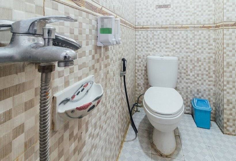 חדר דלוקס, Satria Guest House By Oyo Rooms