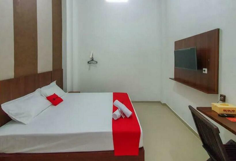 Номер Стандарт, Reddoorz Near Stasiun Purwosari