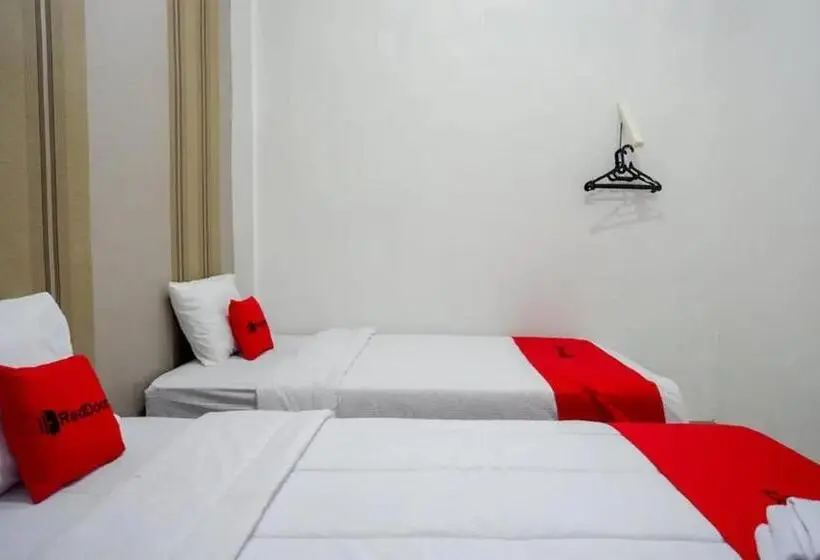 スタンダードルーム, Reddoorz Near Stasiun Purwosari