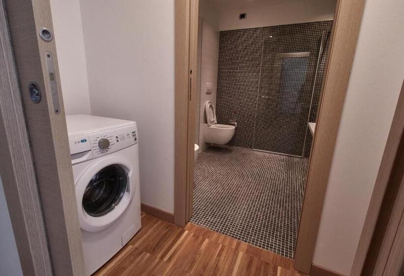 דירת חדר סופריור, Piazza Lira Schio Residence