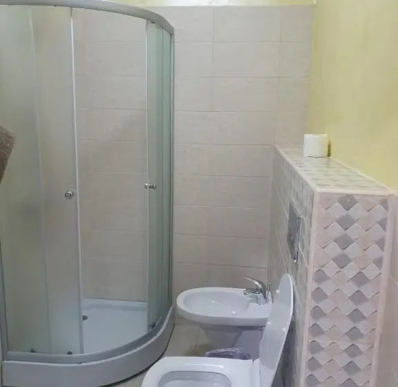 آپارتمان 1 خوابه همکف, Cazare Gallamar