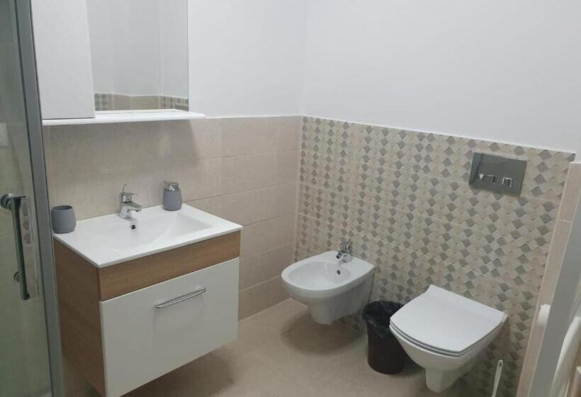 ファミリールーム, Cazare Gallamar