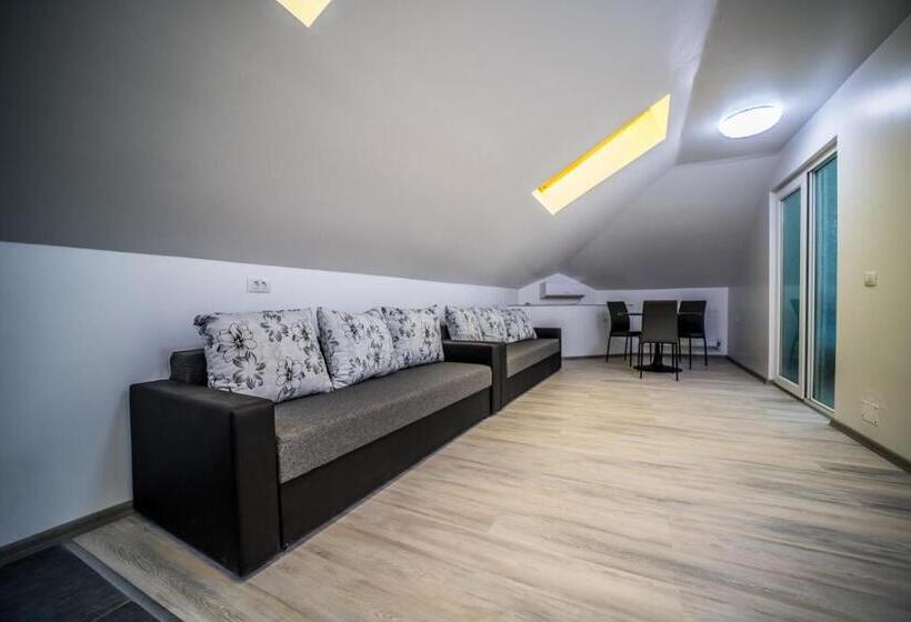 １ベッドルームアパートメント, Cazare Gallamar