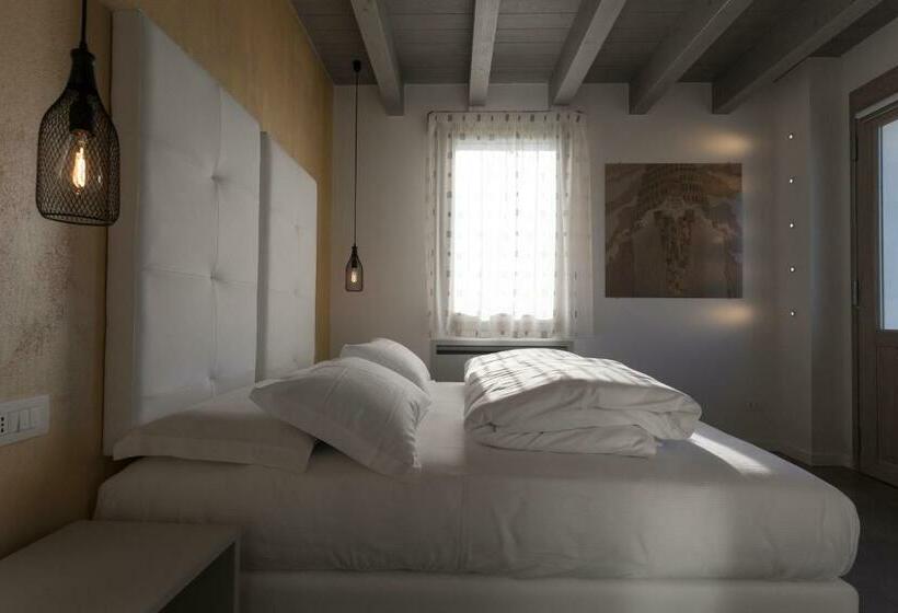 ガーデンビュースタンダードルーム, Agriturismo Redó