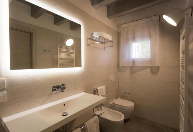 غرفة ديلوكس سرير كينج, Agriturismo Redó