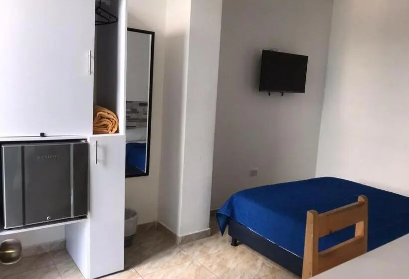 Standard Neljän Hengen Huone, The Mendoza Grand