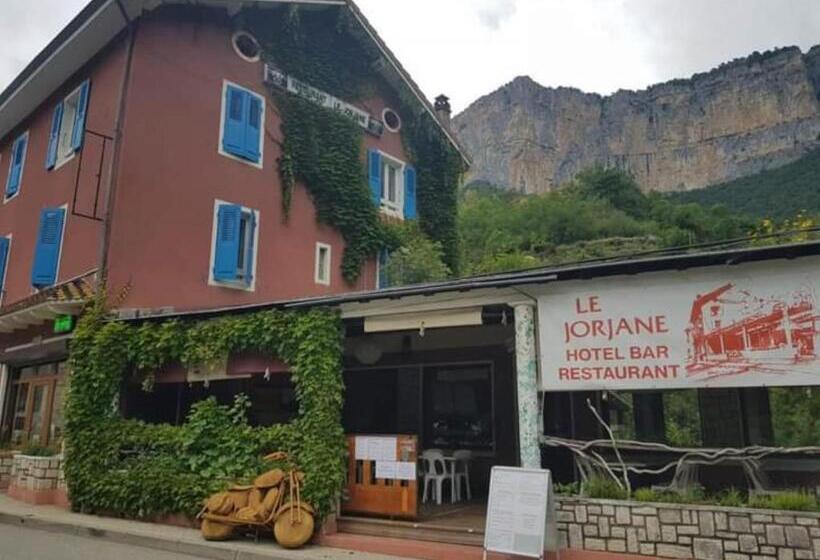 带共用浴室的标准房间, Le Jorjane