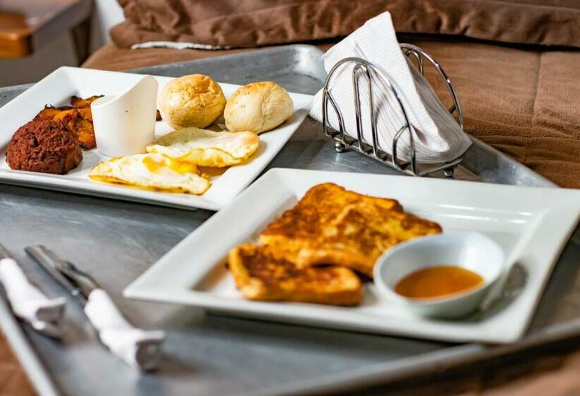 اتاق لوکس, Villa Napoli