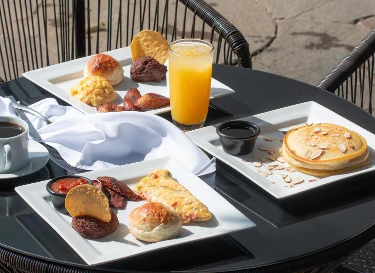 اتاق استاندارد با چشمانداز استخر, Villa Napoli