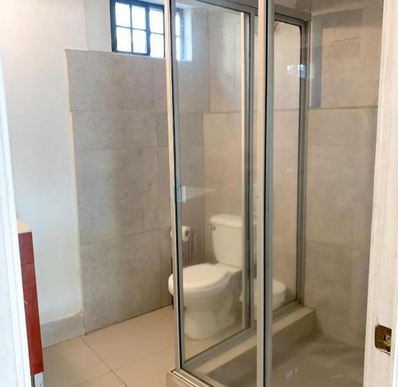 اتاق استاندارد چهار تخته, Villa Napoli