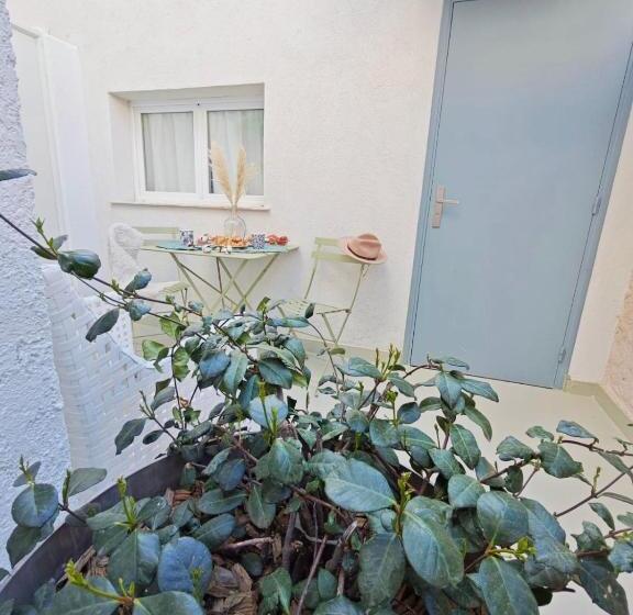 اتاق سوپریور, Des Calanques