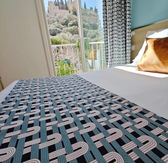 اتاق استاندارد با چشمانداز باغ, Des Calanques