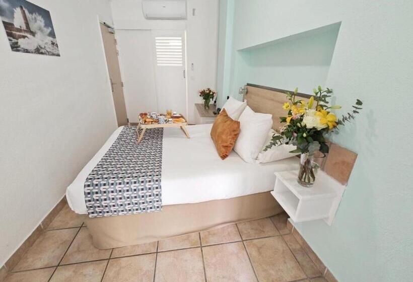 اتاق سوپریور, Des Calanques