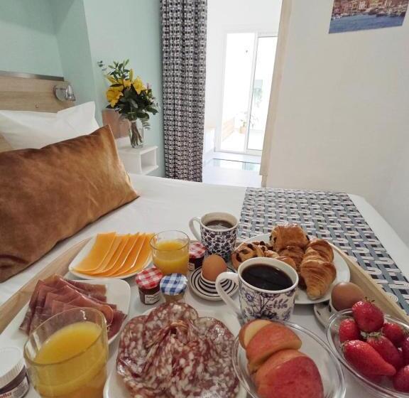 اتاق سوپریور, Des Calanques