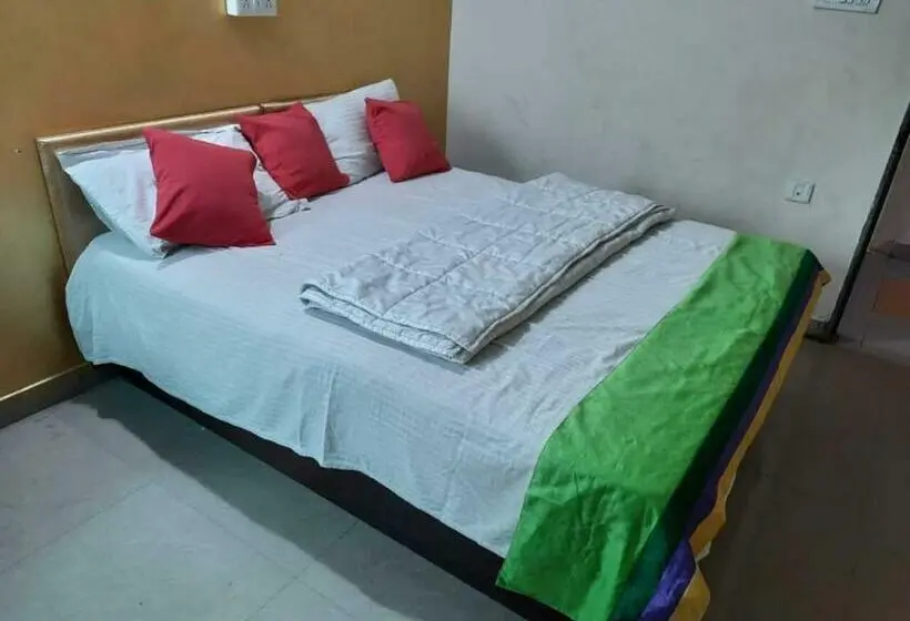 Economy-huone, Abhimaan Residency