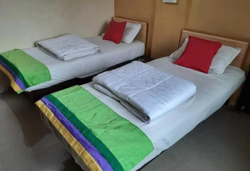 Economy-huone, Abhimaan Residency