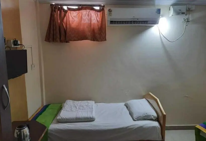 Deluxe Kolmen Hengen Huone, Abhimaan Residency