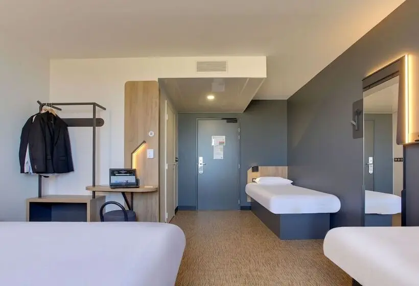 اتاق استاندارد چهار تخته, B&b Hotel Reims Croix Blandin 3 étoiles