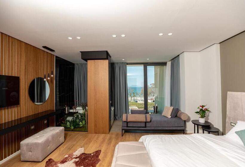 סוויטה עם ג'קוזי, Ames Hotel & Spa