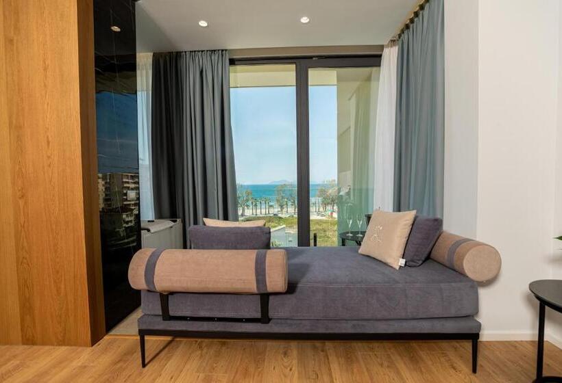 סוויטה עם ג'קוזי, Ames Hotel & Spa