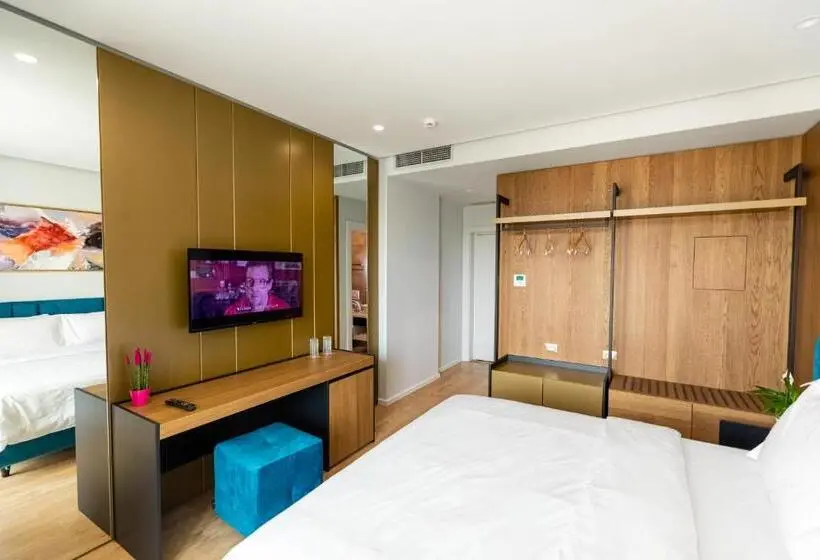 اتاق استاندارد با چشم‌انداز شهر, Ames Hotel & Spa