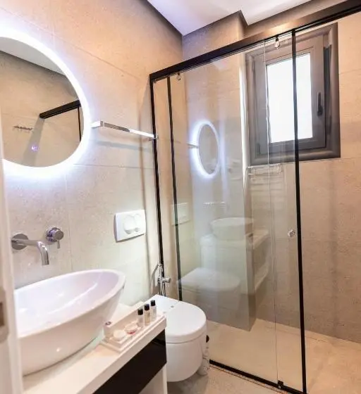 اتاق استاندارد با چشم‌انداز, Ames Hotel & Spa