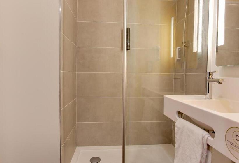 اتاق استاندارد چهار تخته, B&b Hotel Reims Croix Blandin