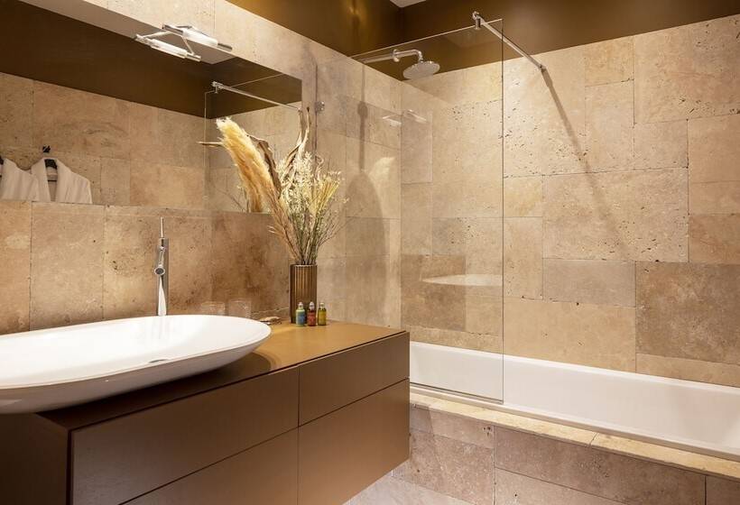 اتاق سوپریور, Margaret Hôtel Chouleur