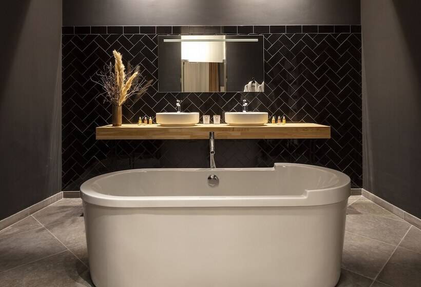 سوییت اجرایی, Margaret Hôtel Chouleur