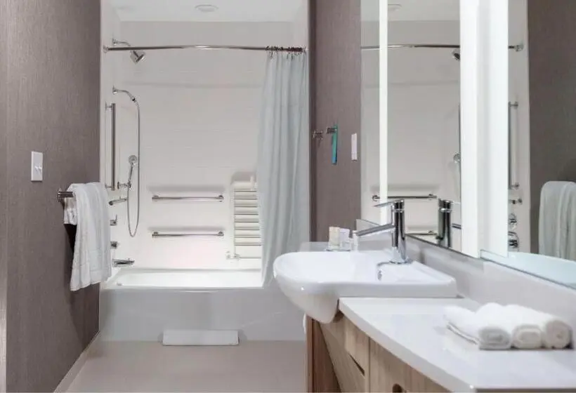 キングサイズベッドのスイートルーム, Springhill Suites By Marriott Durham City View