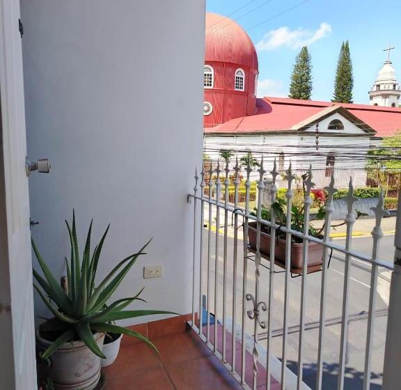 اتاق لوکس با بالکن, Park View Hotel & Restaurant