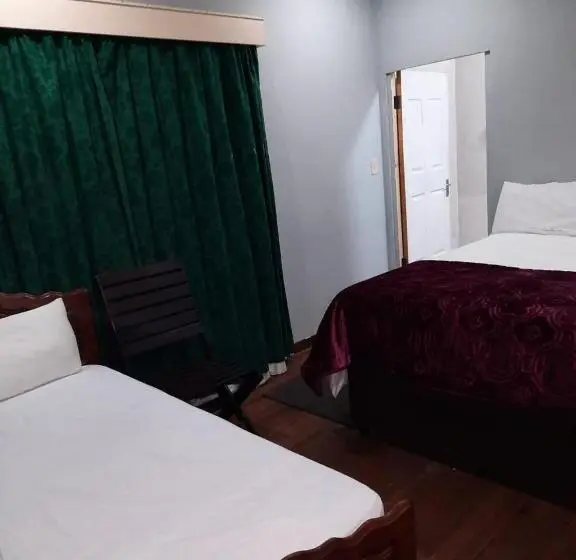 Standard-huone, Luvuyos Guest House