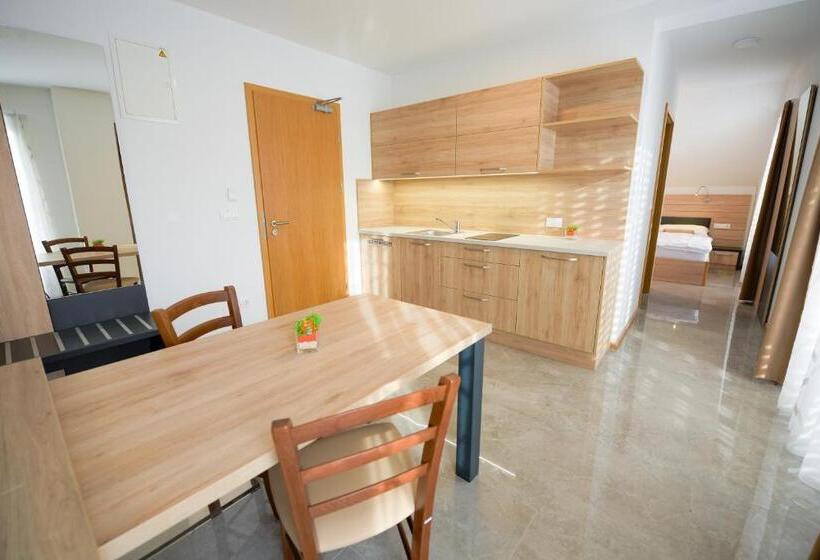 آپارتمان لوکس 1 خوابه, Baron