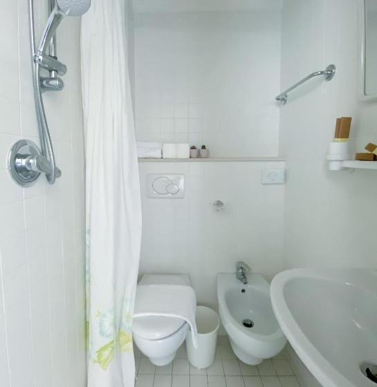 スタンダードシングルルーム, Berlino