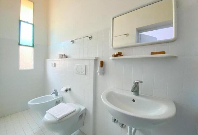 スタンダードトリプルルーム, Berlino