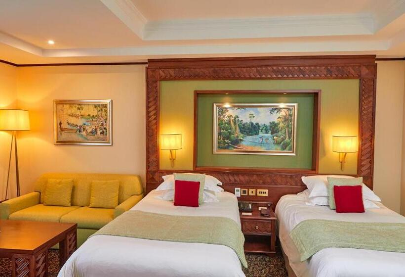 Номер Deluxe, Goma Serena