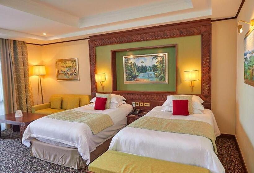 Номер Deluxe, Goma Serena