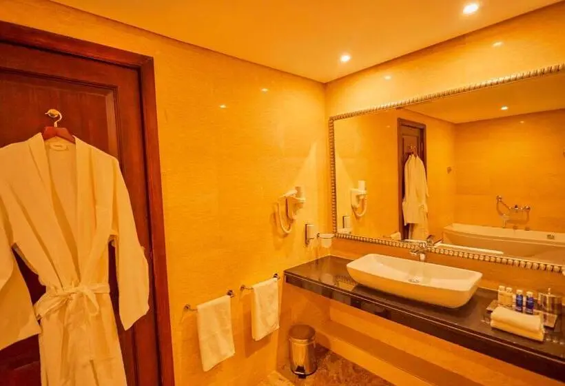 سوییت اجرایی, Goma Serena