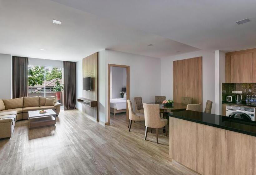 سوییت خانوادگی, Adelphi Grande Sukhumvit