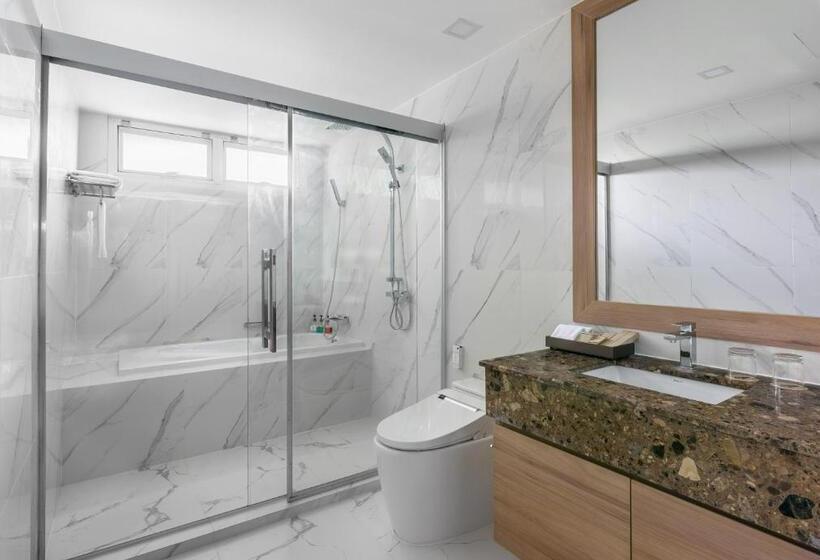 Suíte, Adelphi Grande Sukhumvit