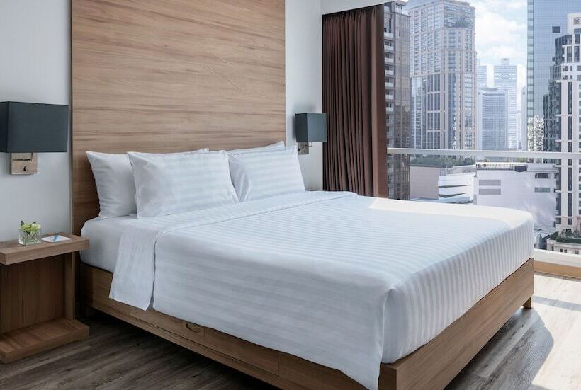 Escritório Deluxe, Adelphi Grande Sukhumvit