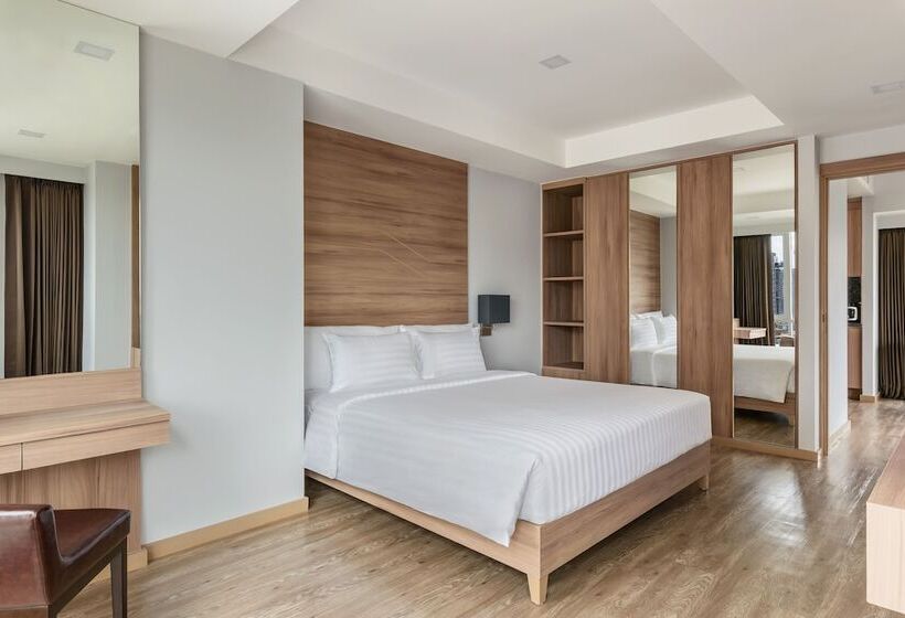 سوییت اجرایی, Adelphi Grande Sukhumvit