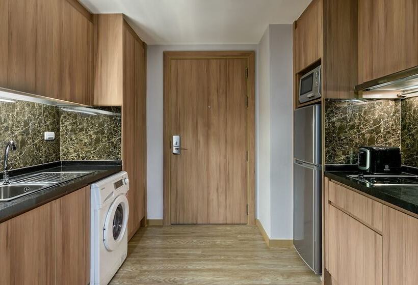 Suíte Executivo, Adelphi Grande Sukhumvit