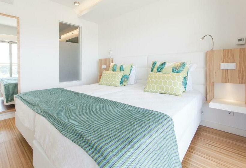Apartamento Superior 2 Dormitórios, Alfagar Apart