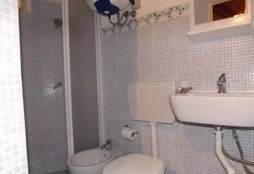 スタンダードルーム, Albergo Diffuso Borgo Santa Caterina Vintage